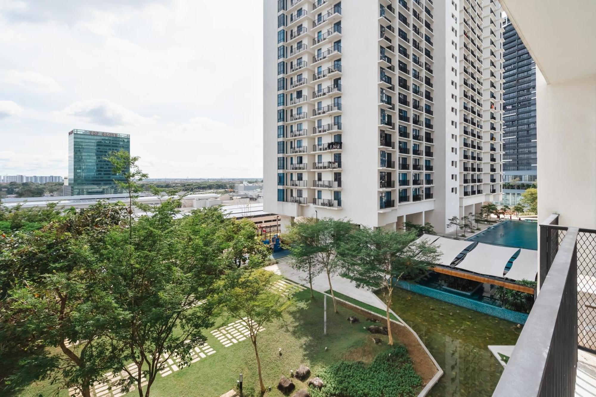 Netflix Studio @ Trefoil Setia City 实达阿南 外观 照片